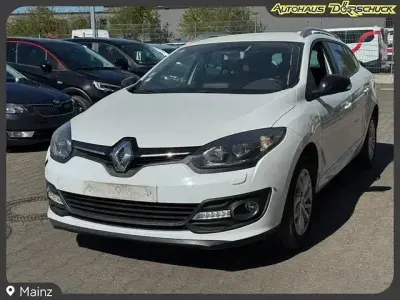 Gebraucht Mercedes B180 132 PS (97 kW) 2016 Weiss Van / Kleinbus