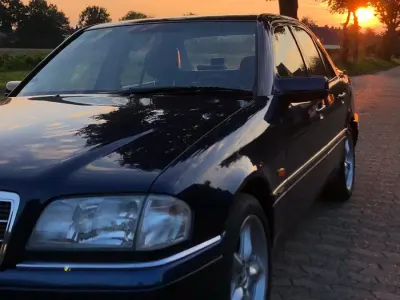 Usata Mercedes C280 193 CV (141 kW) 1995 Blu Berlina
