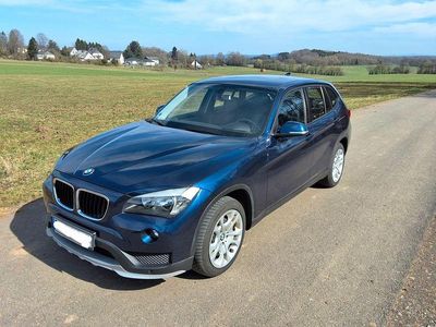 Gebraucht BMW X1 Sport Line 184 PS (135 kW) 2015 Blau SUV
