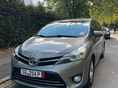 Gebraucht Toyota Verso 147 PS (108 kW) 2015 Van / Kleinbus