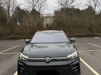 Schwarz Gebraucht 2024 VW Tiguan R-line SUV | 45.800 € (Superpreis)