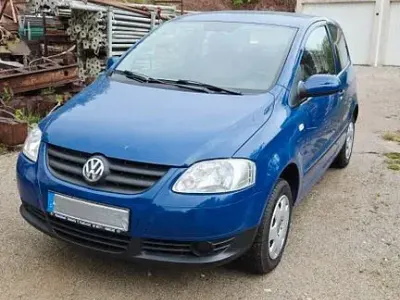 Używany VW Fox 75 KM (55 kW) 2005 Niebieski Hatchback