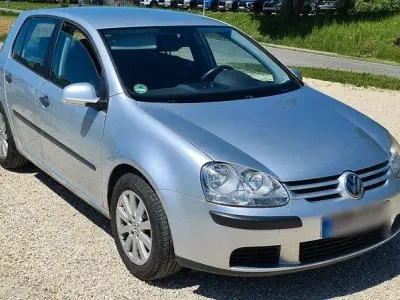 Gebraucht VW Golf IV 102 PS (75 kW) 2005 Silber Limousine