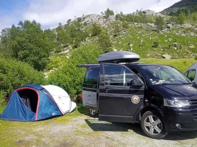 Gebraucht VW Multivan Comfortline 140 PS (102 kW) 2014 Schwarz Van / Kleinbus