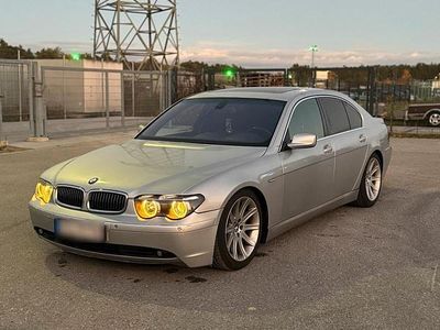 Second-hand BMW 740 258 CP (189 kW) 2004 Berlinǎ