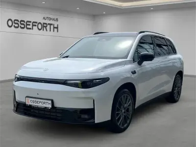 Neu Leapmotor C10 215 PS (158 kW) 2026 Weiß SUV