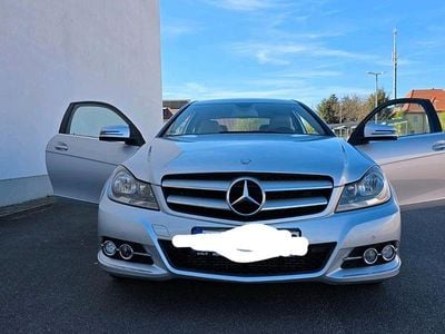 Używany Mercedes C220