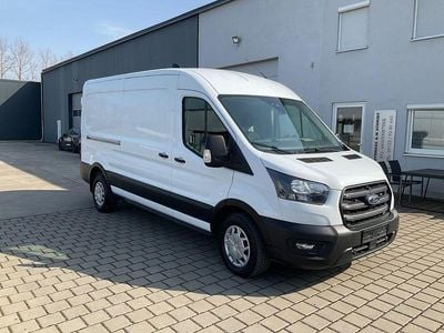 Gebraucht Ford Transit Trend 131 PS (96 kW) 2023 Weiß Limousine