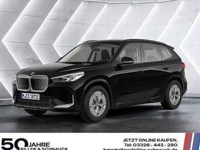 Neu BMW iX1 Performance 230 kW (313 PS) 2025 Schwarz SUV