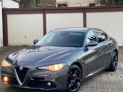 Gebraucht Alfa Romeo Giulia 180 PS (132 kW) 2018 Grau Limousine