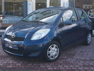 Gebraucht Toyota Yaris Life 98 PS (72 kW) 2011 Blau Kleinwagen