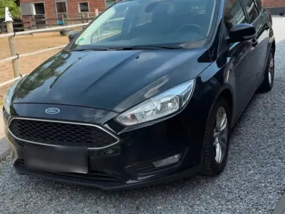 Gebraucht Ford Focus 125 PS (91 kW) 2015 Schwarz Kombi