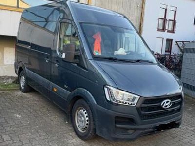 Hyundai H 350