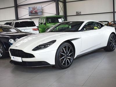 Second-hand Aston Martin DB11 510 CP (375 kW) 2017 Alb Coupe