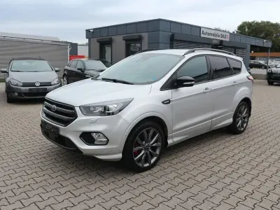 Gebraucht Ford Kuga ST-Line 179 PS (131 kW) 2019 Grau SUV