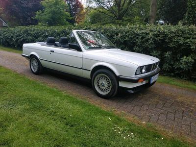 gebraucht BMW 320 Cabriolet i E 30 mit H-Zulassung