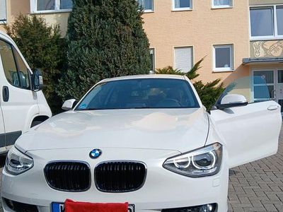Gebraucht BMW 116 136 PS (100 kW) 2012 Weiß Kleinwagen
