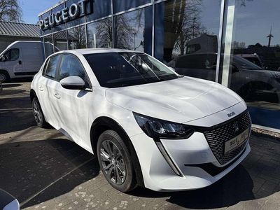 Gebraucht Peugeot e-208 Active 100 kW (136 PS) 2021 Okenit weiß Kleinwagen