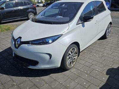 Second-hand Renault Zoe Zen 42 kW (58 CP) 2015 Alb Hatchback
