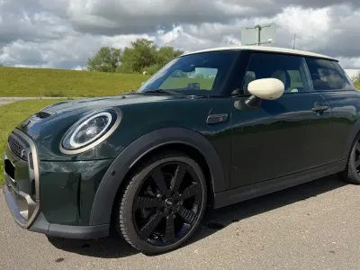 Occasion Mini Cooper S Resolute Edition 178 PK (130 kW) 2023 Groen Hatchback