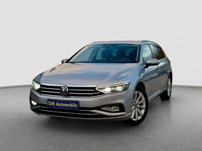Silber Gebraucht 2021 VW Passat Elegance Kombi | 17.490 € (Etwas zu teuer)