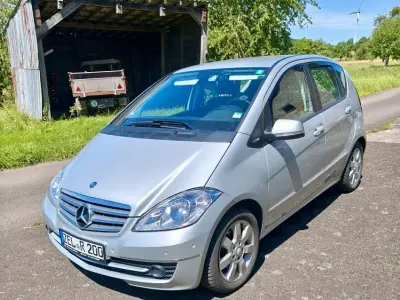 Gebraucht Mercedes A200 Avantgarde 136 PS (100 kW) 2009 Grau Limousine