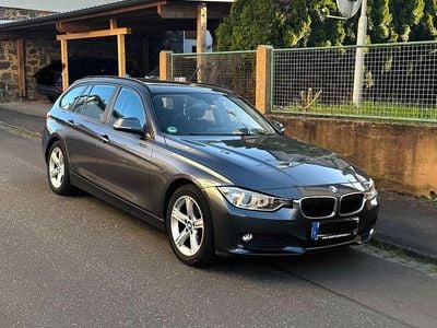 Usata BMW 318 143 CV (105 kW) 2013 Grigio Station wagon