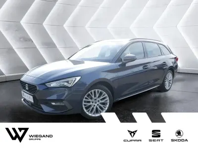 Używany Seat Leon FR 190 KM (139 kW) 2023 Szary Sedan/Limuzyna
