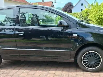 Gebraucht VW Fox 75 PS (55 kW) 2005 Schwarz Kleinwagen