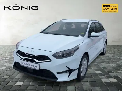Gebraucht Kia Ceed Sportswagon Edition 7 101 PS (74 kW) 2023 Weiß Kombi