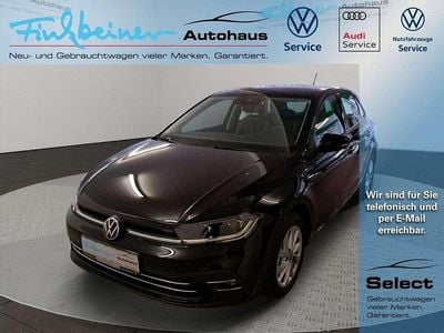 Deep black perleffekt (metallic) Gebraucht 2024 VW Polo Style Limousine | 21.900 € (Fairer Preis)