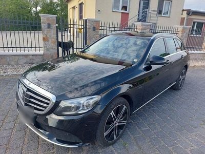 Gebraucht Mercedes C300e 306 PS (225 kW) 2020 Schwarz Kombi