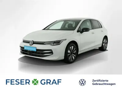 Używany VW Golf VIII Goal 116 KM (85 kW) 2025 Biały Sedan/Limuzyna