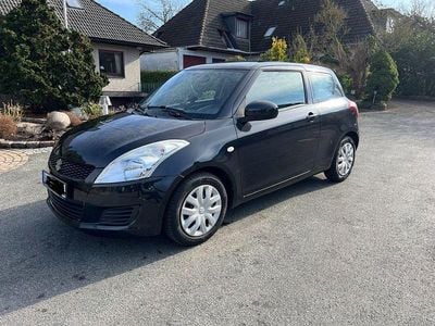 Gebraucht Suzuki Swift Club 94 PS (69 kW) 2010 Schwarz Kleinwagen