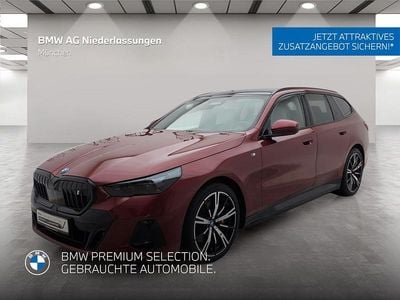 Gebraucht BMW i5 M Sport 250 kW (340 PS) 2025 Rot Kombi
