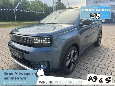 Neu Fiat Grande Panda 101 PS (74 kW) 2026 Blau Kleinwagen