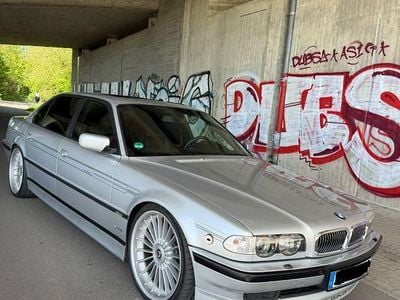 Second-hand BMW 750L Performance 326 CP (239 kW) 1999 Argintiu Berlinǎ