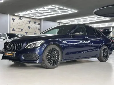 Gebraucht Mercedes C43 AMG AMG 390 PS (286 kW) 2018 Blau Limousine