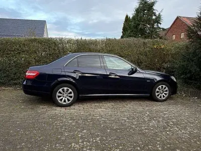 Brugt Mercedes E220 170 HK (125 kW) 2011 Blå Sedan