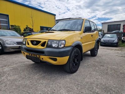 gebraucht Nissan Terrano 2,4 Fun