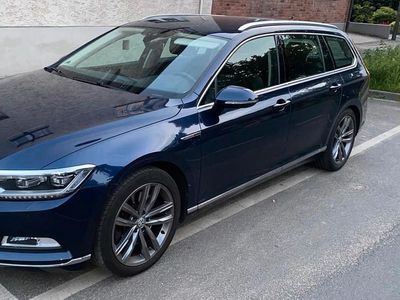 Gebraucht VW Passat 239 PS (175 kW) 2015 Blau Kombi