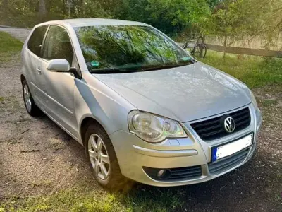 Gebraucht VW Polo United 60 PS (44 kW) 2009 Silber Kleinwagen