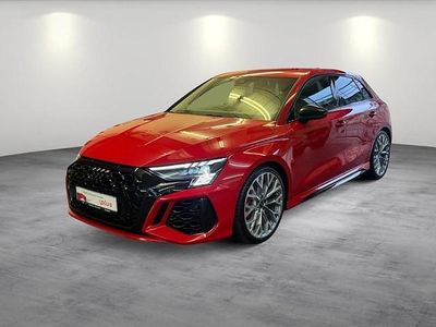 Usata Audi RS3 Sportback Ambiente 400 CV (294 kW) 2024 Rosso Utilitaria