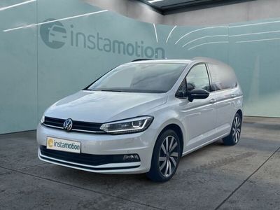 Second-hand VW Touran Pro 150 CP (110 kW) 2024 Alb Monovolum