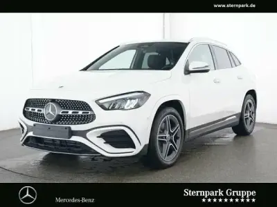 Używany Mercedes GLA220 Premium 190 KM (139 kW) 2024 Biały SUV