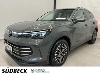 Gebraucht VW Tiguan Elegance 204 PS (150 kW) 2024 Cipressinogrün metallic SUV