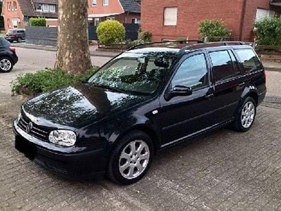 Usata VW Golf IV 105 CV (77 kW) 2002 Nero Station wagon