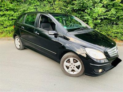 Mercedes B150
