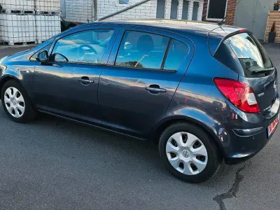 Gebraucht Opel Corsa 80 PS (58 kW) 2008 Metro m2 Kleinwagen