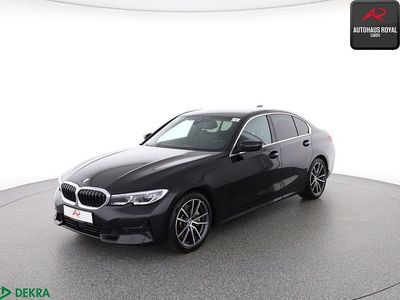 Schwarz (metallic) Gebraucht 2021 BMW 330 M Sport Limousine | 33.780 € (Guter Preis)